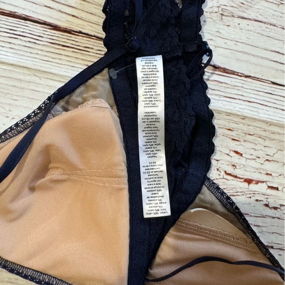 Hanky Panky Signature Lace Padded Bralette in Navy Sz L New - Picture 8 of 9